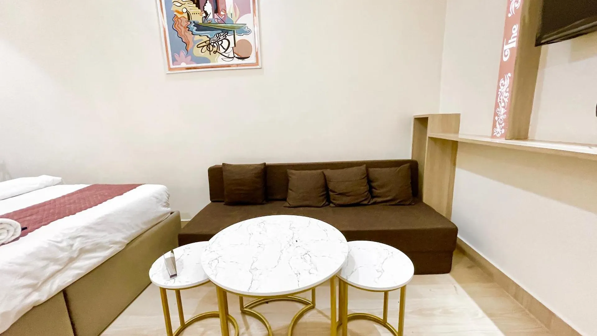 Hotel The Banaras Stay ! Varanasi होटल द बनारस स्टे, பனாரஸ் தங்கும் ஹோட்டல்F, Air-Conditioned Hotel With Off Site Parking Availability, Near Kashi Vishwanath Temple, And Ganga Ghat