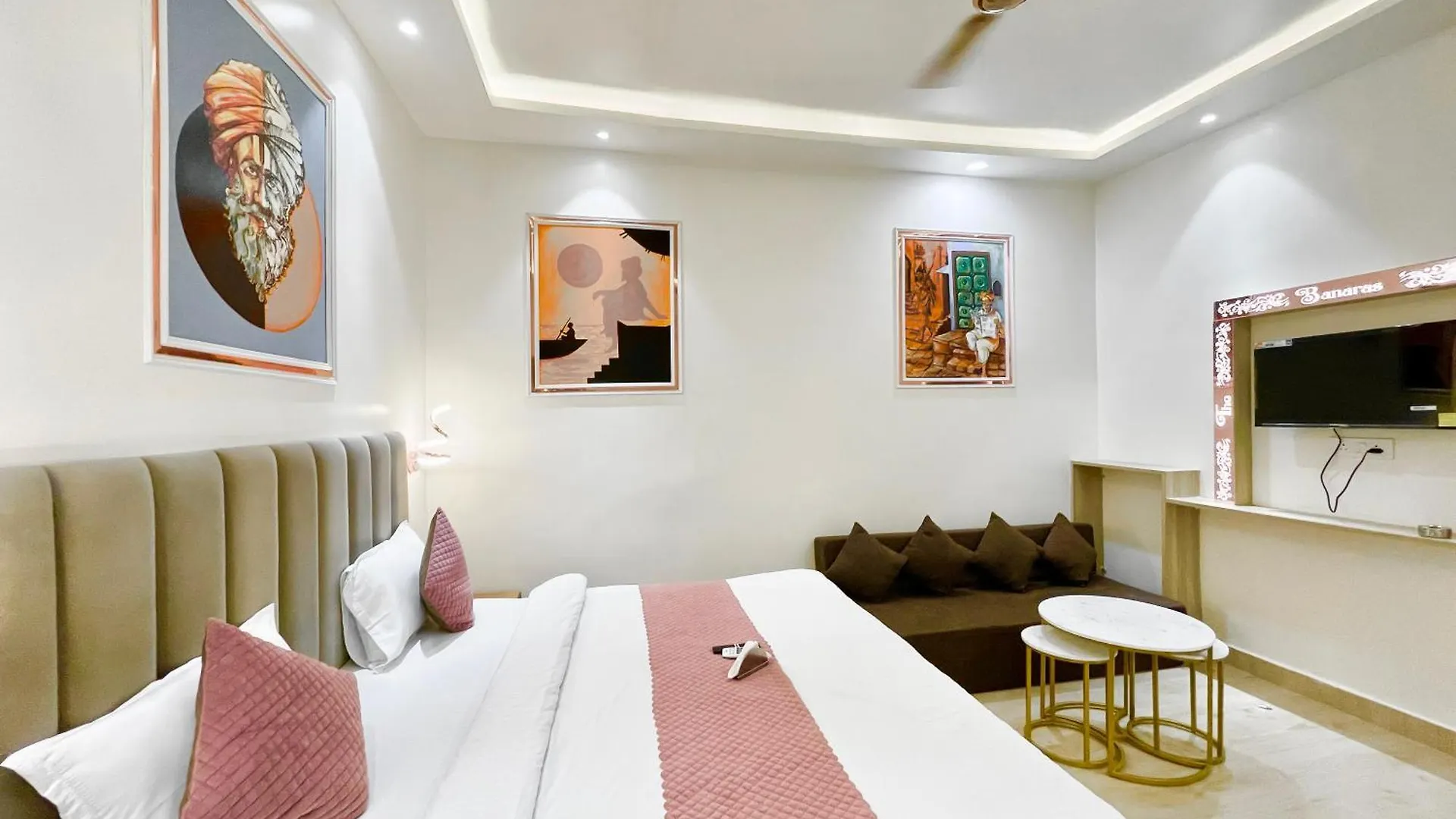 Hotel The Banaras Stay ! Varanasi होटल द बनारस स्टे, பனாரஸ் தங்கும் ஹோட்டல்F, Air-Conditioned Hotel With Off Site Parking Availability, Near Kashi Vishwanath Temple, And Ganga Ghat